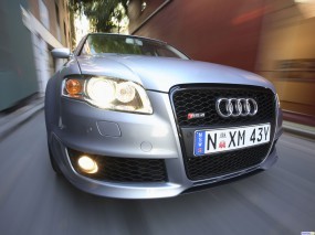 Audi RS4