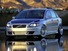 Volvo E S40