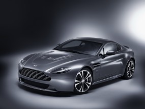 Aston Martin V12 Vantage (2010) (����� ������, �����, Aston Martin Vantage)