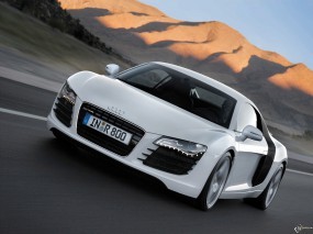 ���� R8 (2007)