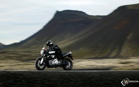 Yamaha � �����