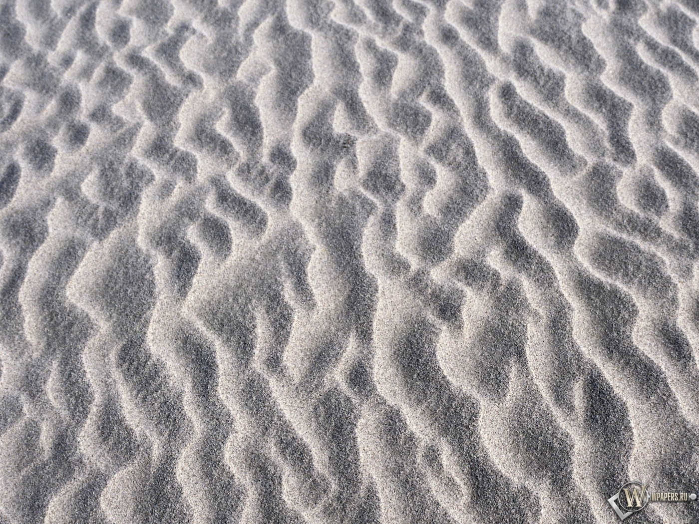 Пустынный песок 1400x1050