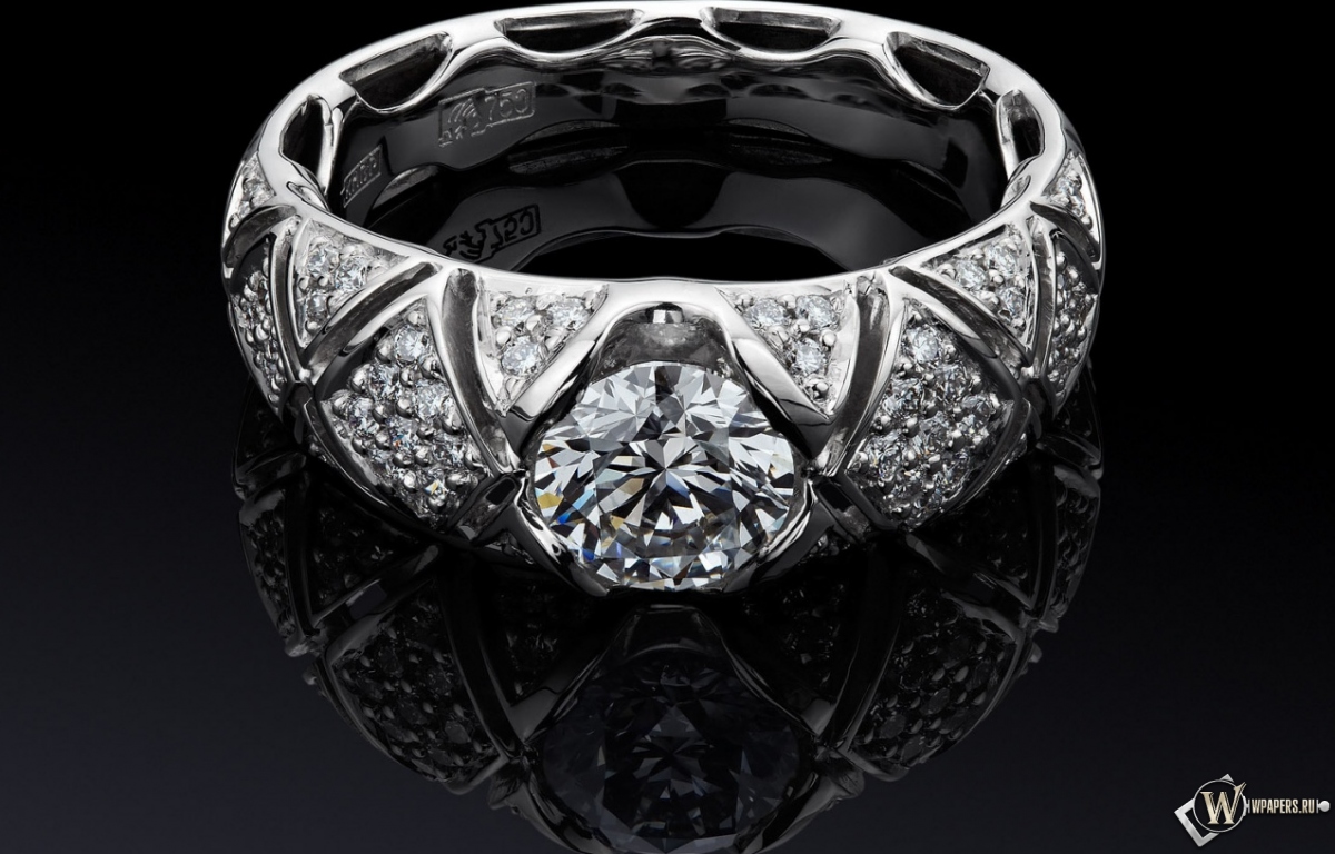 Бриллиантовое кольцо 1200x768