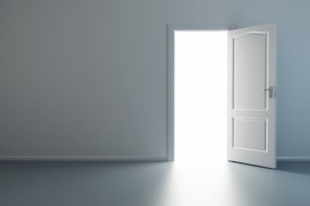 Обои Белая дверь: Минимализм, Дверь, стены, Разное