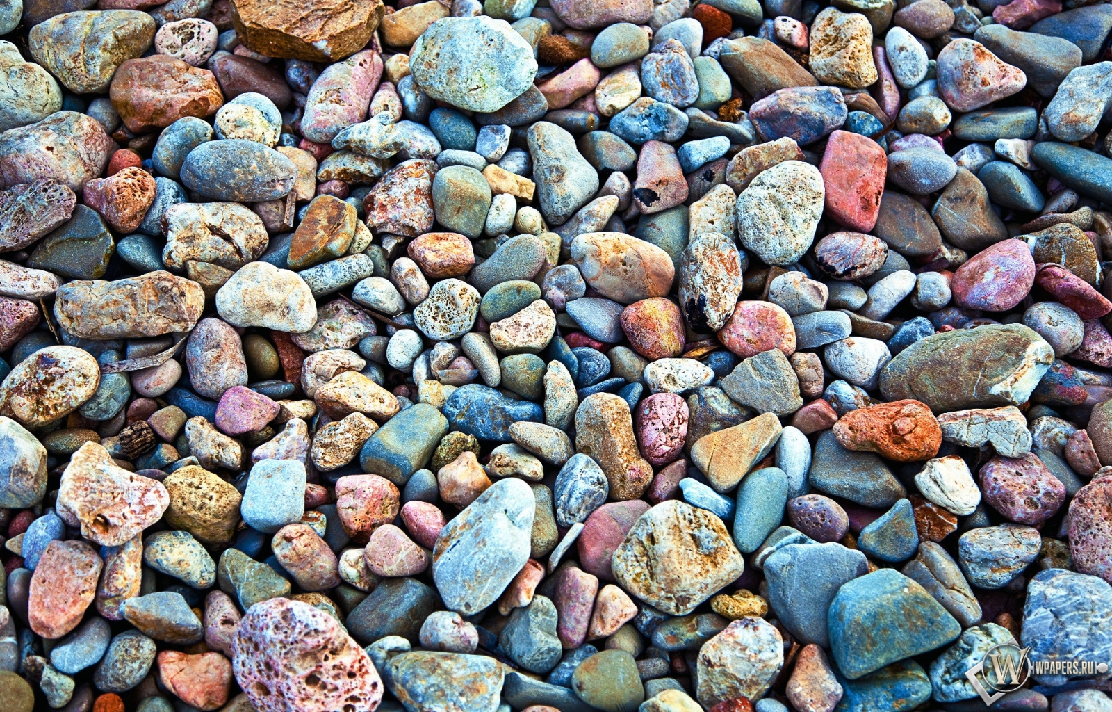 Морские камни 1600x1024