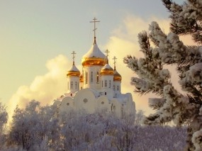 Обои Православный храм: Купола, Зима, Снег, Храм, Церковь, Прочая архитектура