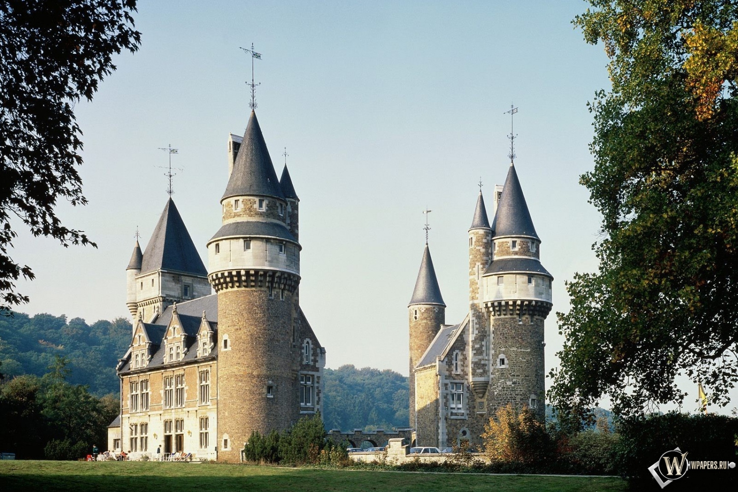 Замок в Бельгии 1500x1000