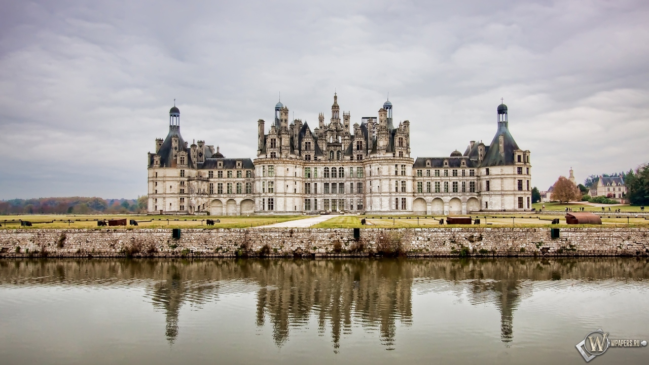 Замок во Франции 1280x720