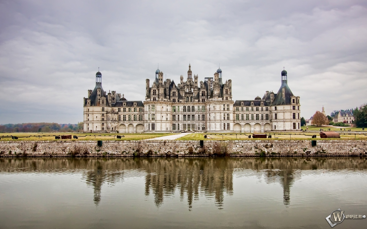 Замок во Франции 1280x800