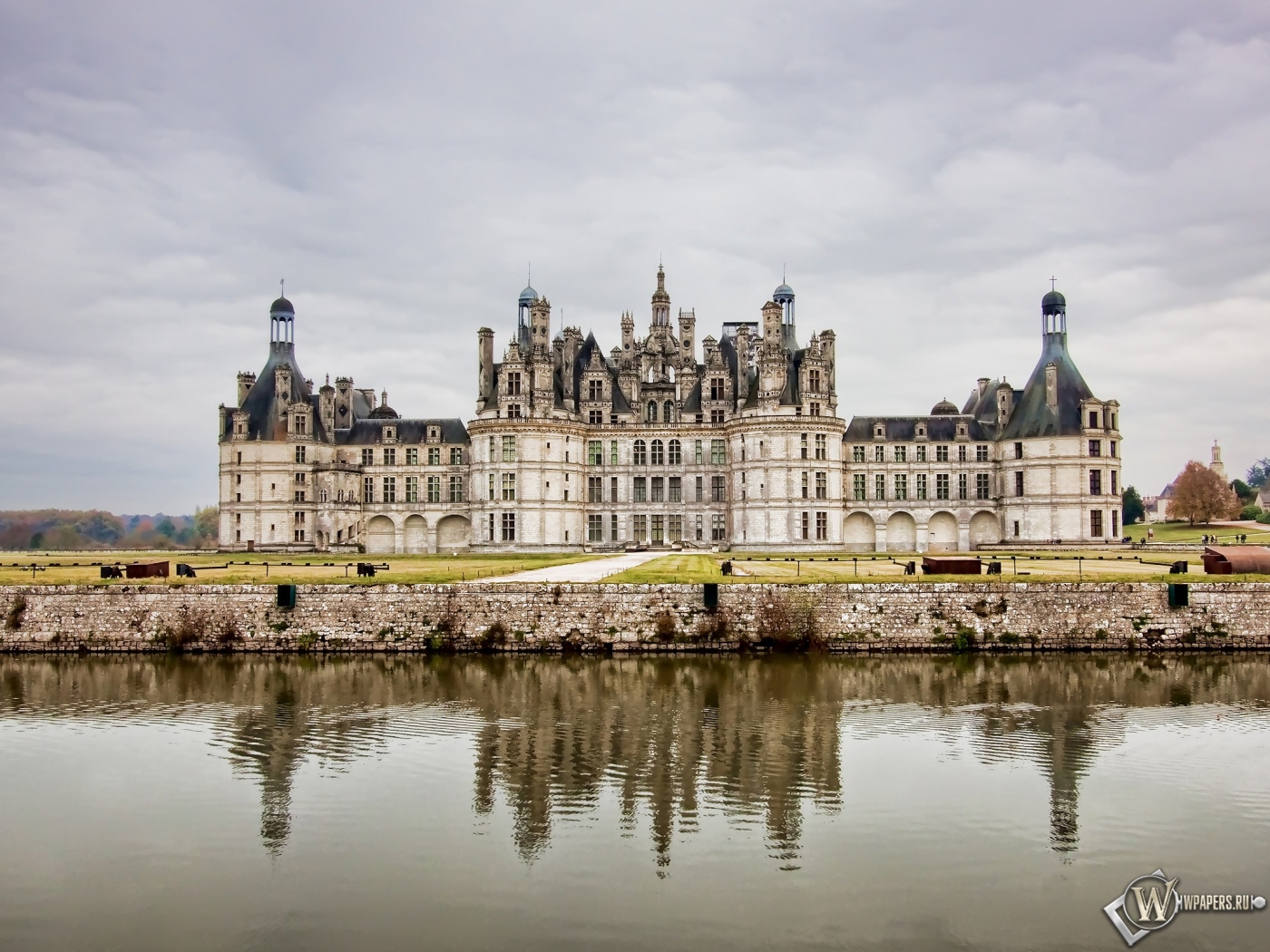 Замок во Франции 1400x1050