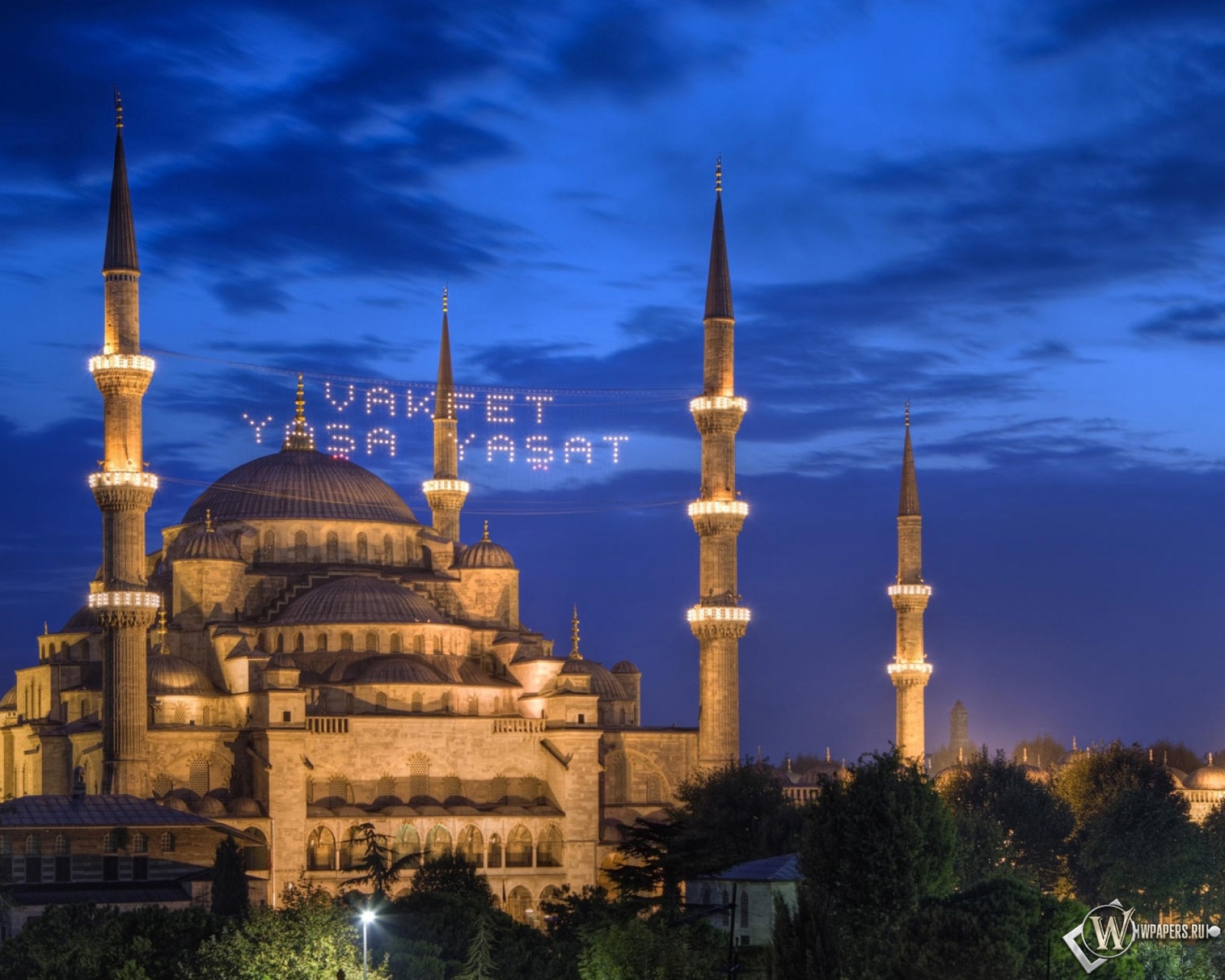 Мечеть Султана Ахмета в Стамбуле 1600x1280