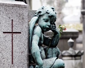 Обои Кладбище Пер-Лашез: Цветок, Ангел, Крест, Скульптура, Города
