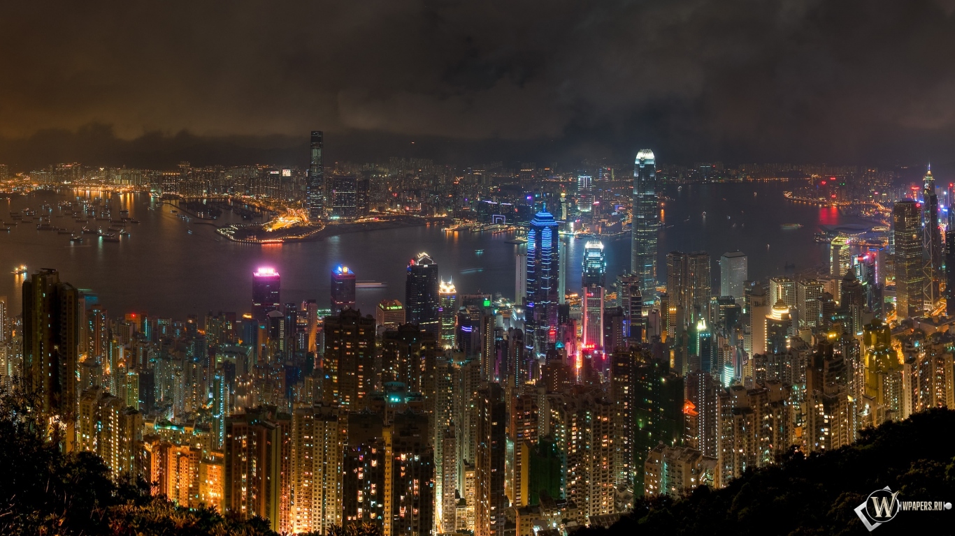 Ночной Гонконг 1366x768