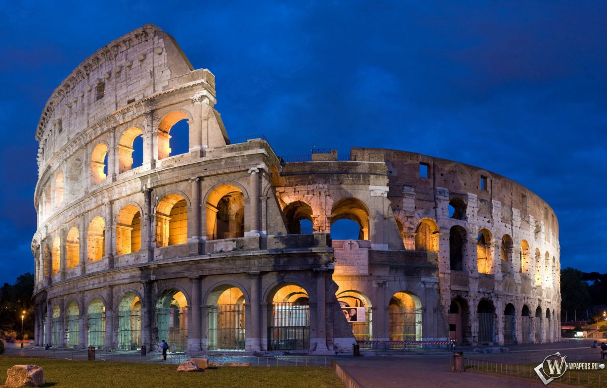 Colosseum in Rome 1200x768