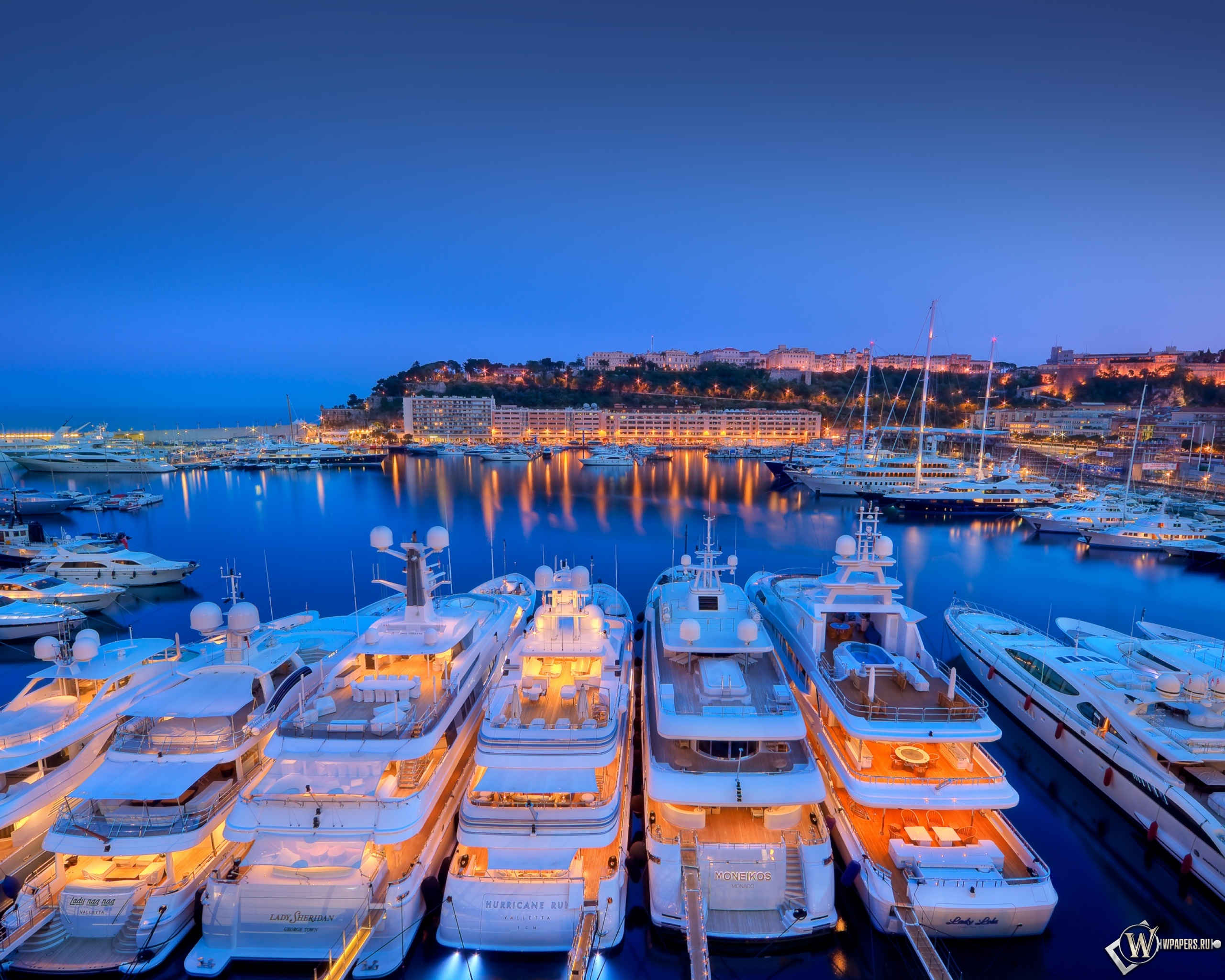 Яхты в Монако 2560x2048