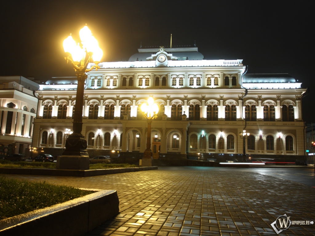 Казанская Ратуша на площади свободы 1024x768
