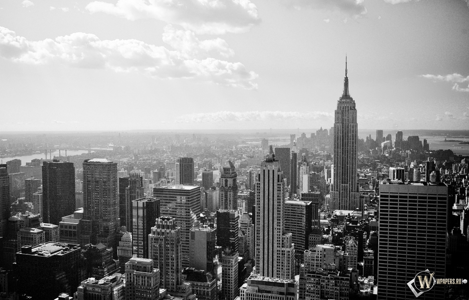New-York black and white 1600x1024