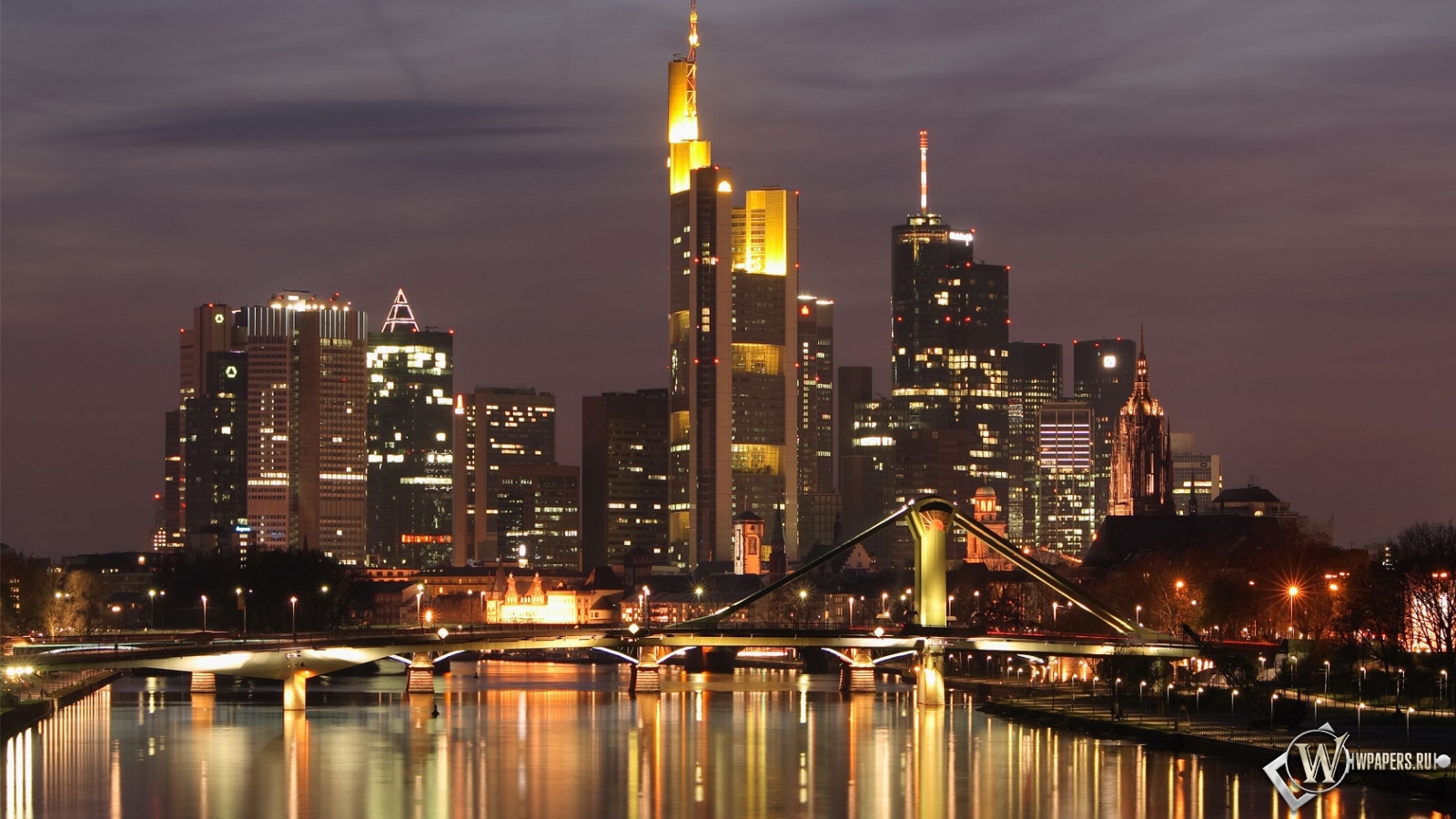Frankfurt Skyline 1600x900