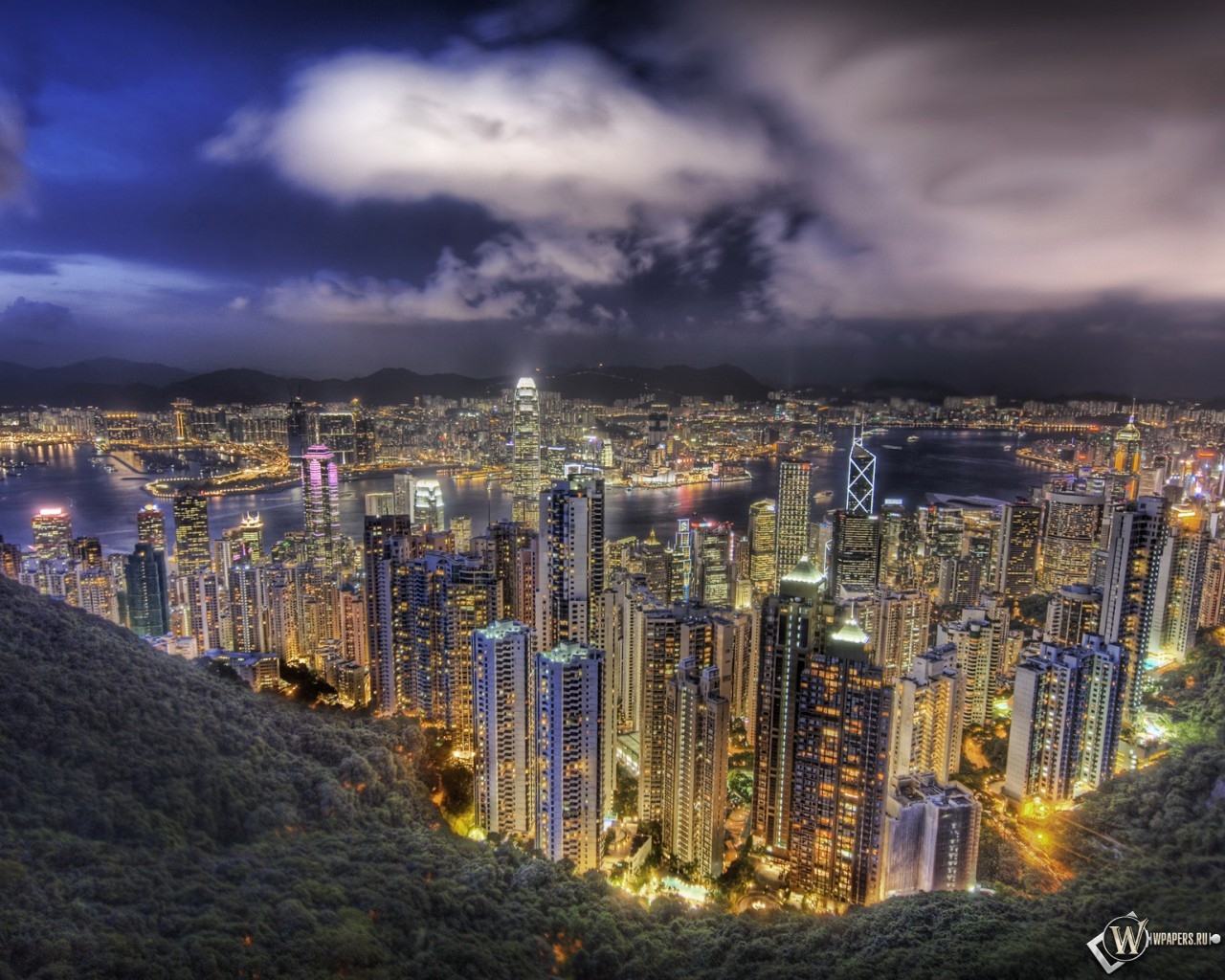 Небоскребы в Гонконге 1280x1024