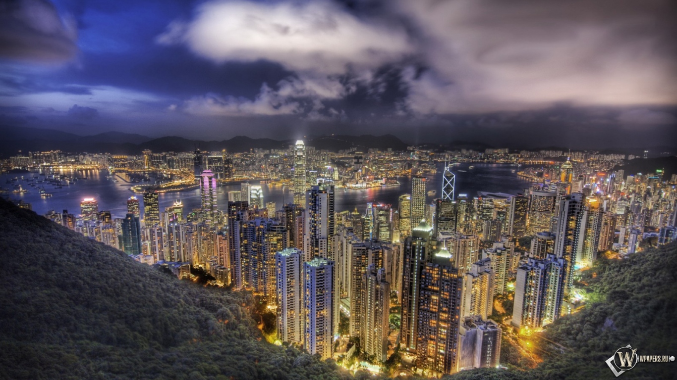 Небоскребы в Гонконге 1366x768