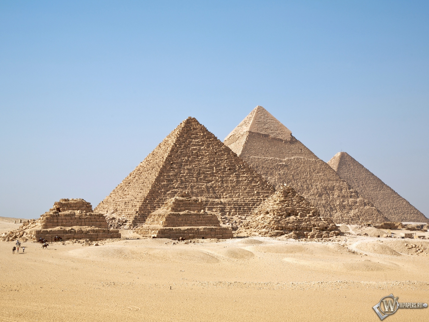 Пирамиды в Египте 1400x1050