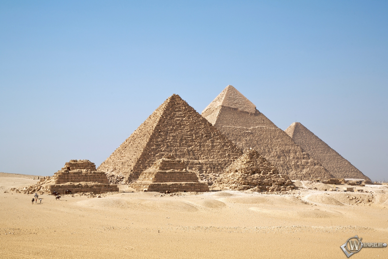 Пирамиды в Египте 1500x1000