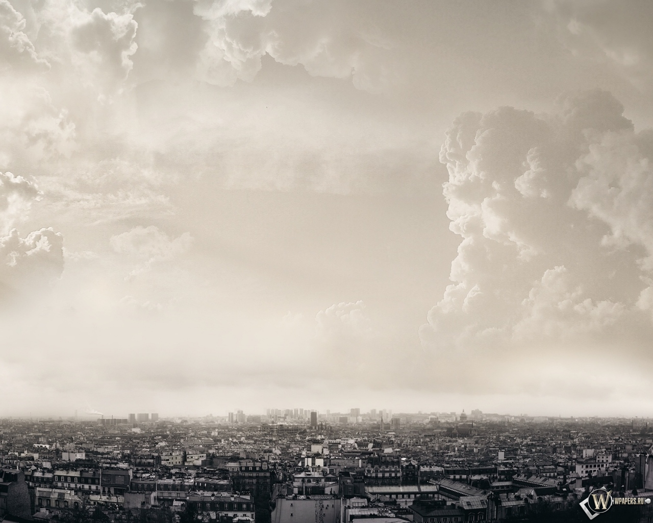 Облака над Парижем 1280x1024