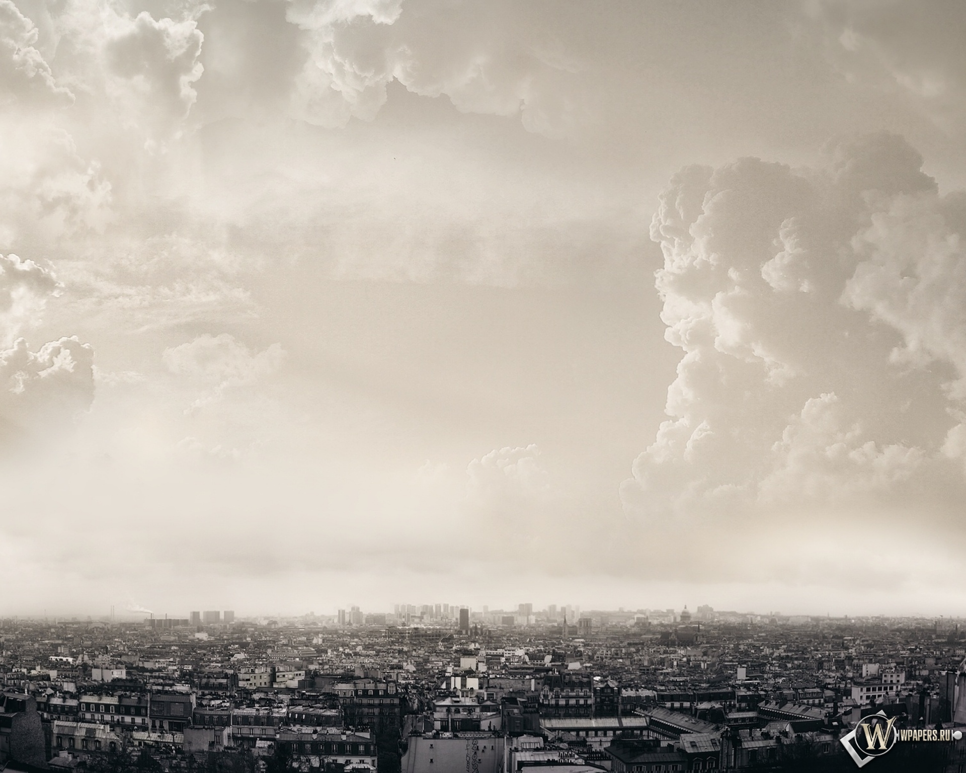 Облака над Парижем 1920x1536