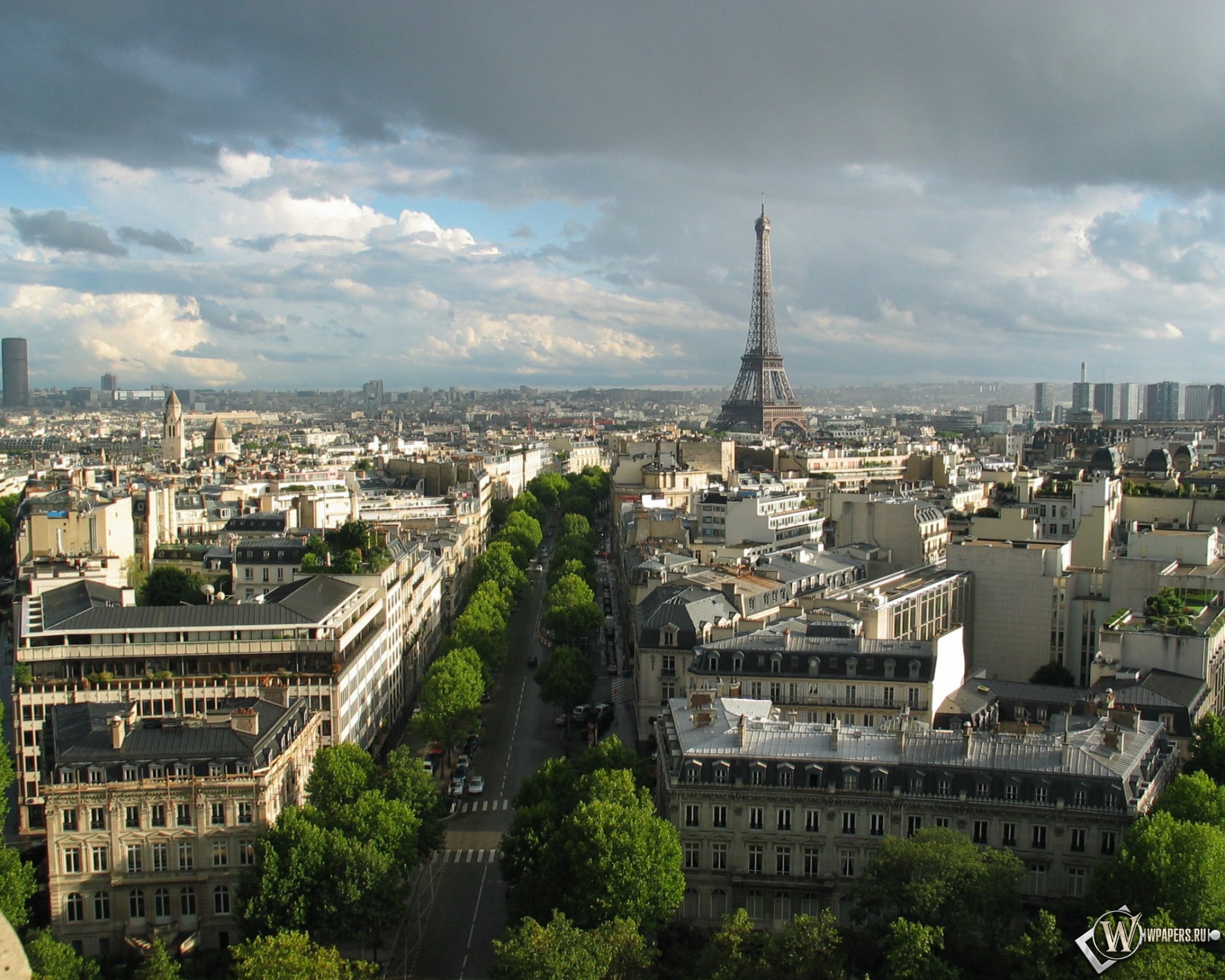 Paris edimbourg. Париж Иль де Франс. Антони Франция город. Эйфелева башня в Париже. Панорама Эйфелева башня Франция.