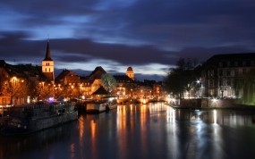 Обои Страсбург вечером: Огни, Река, Отражение, Страсбург, Города и вода