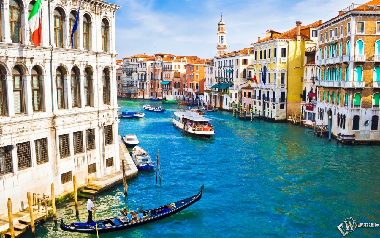 Красивый канал в Венеции 1280x800