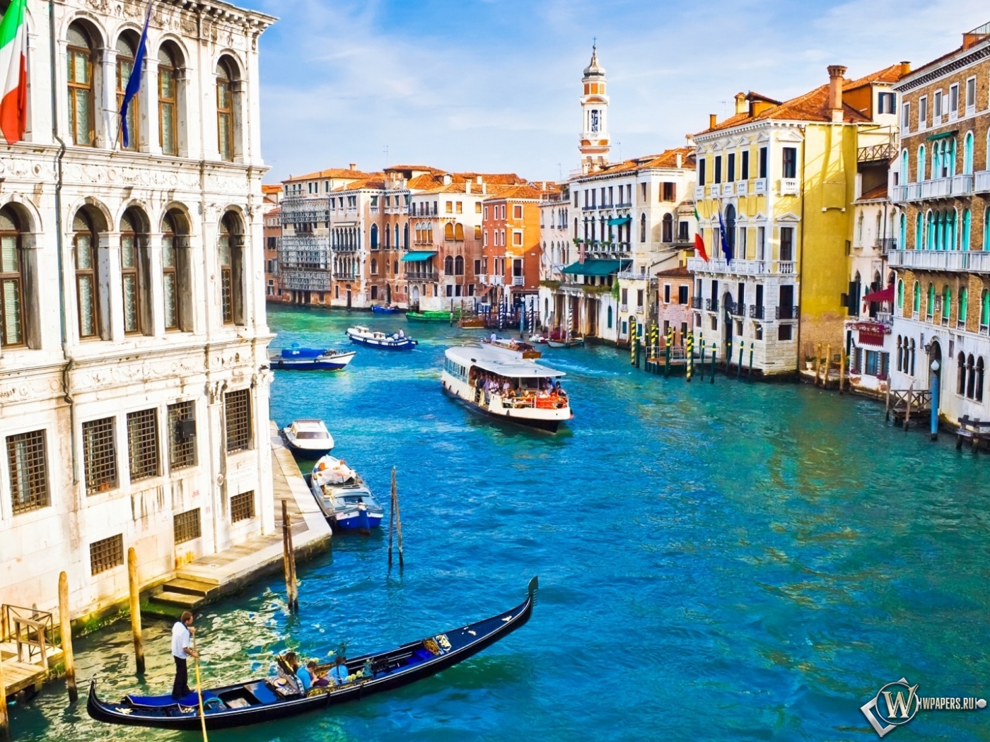 Красивый канал в Венеции 1400x1050
