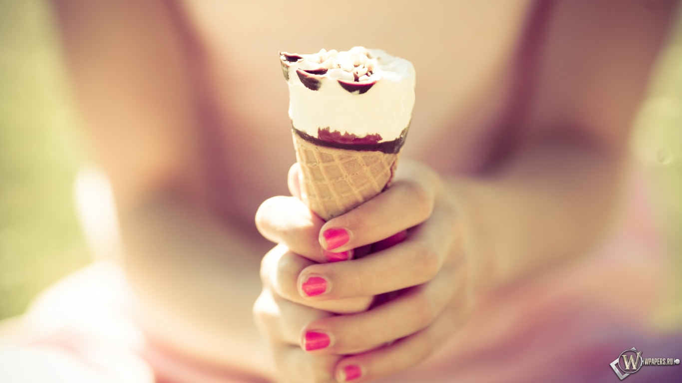 Шоколадное мороженое 1366x768