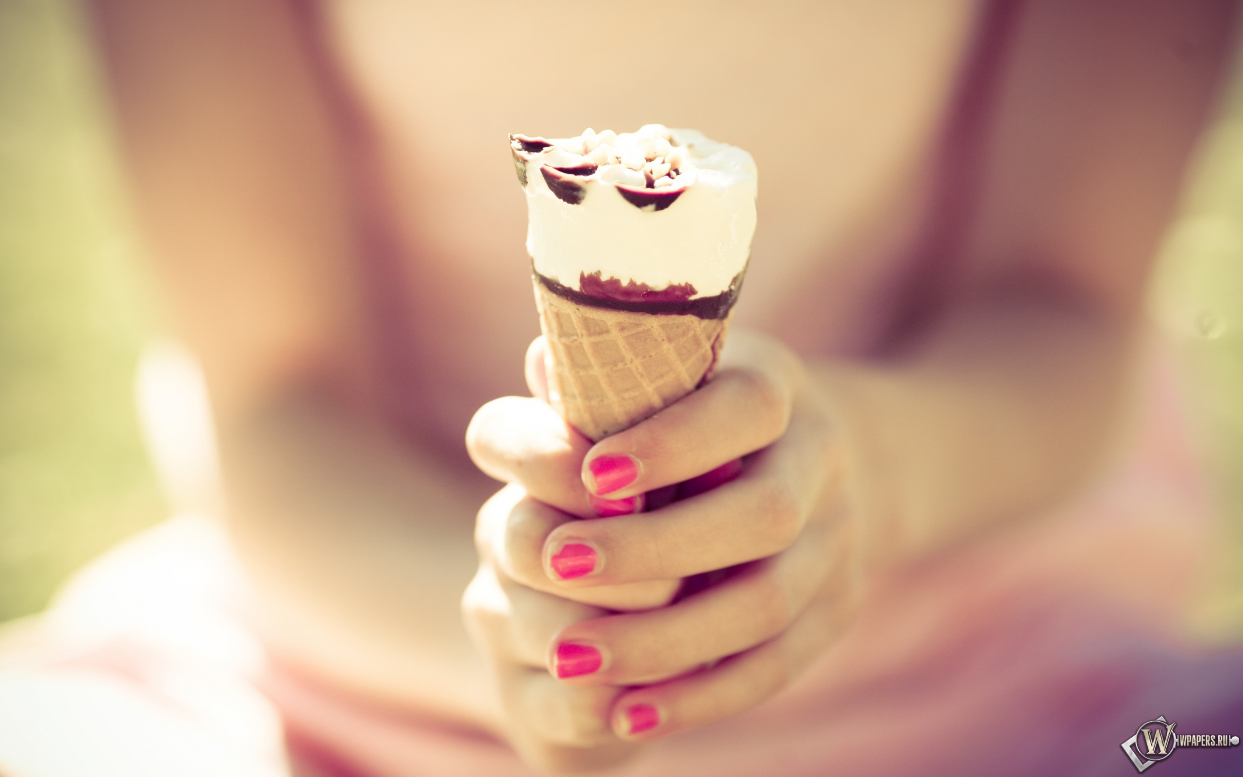 Шоколадное мороженое 2560x1600
