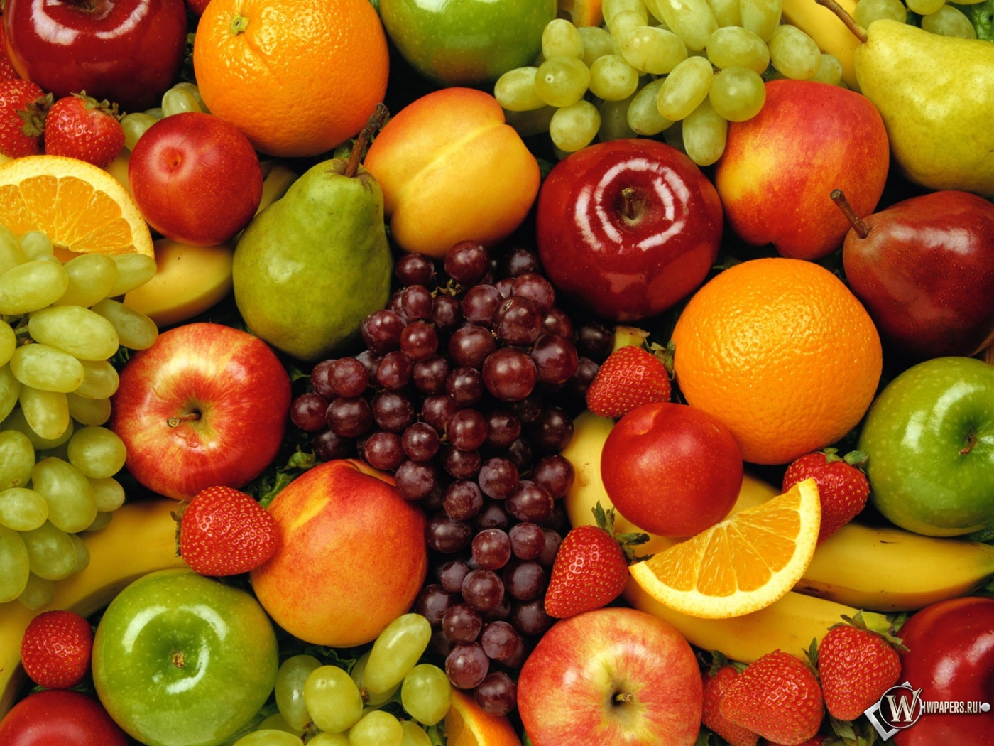 Вкусные фрукты 1400x1050