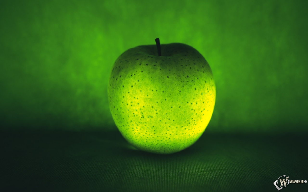 Зеленое яблоко 1280x800