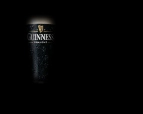 Обои Пиво Guinness: Алкоголь, Пиво, Чёрный фон, Темное пиво, Guinness, Гиннесс, Алкоголь