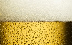 Обои Пиво пенное: Пиво, Пена, Алкоголь