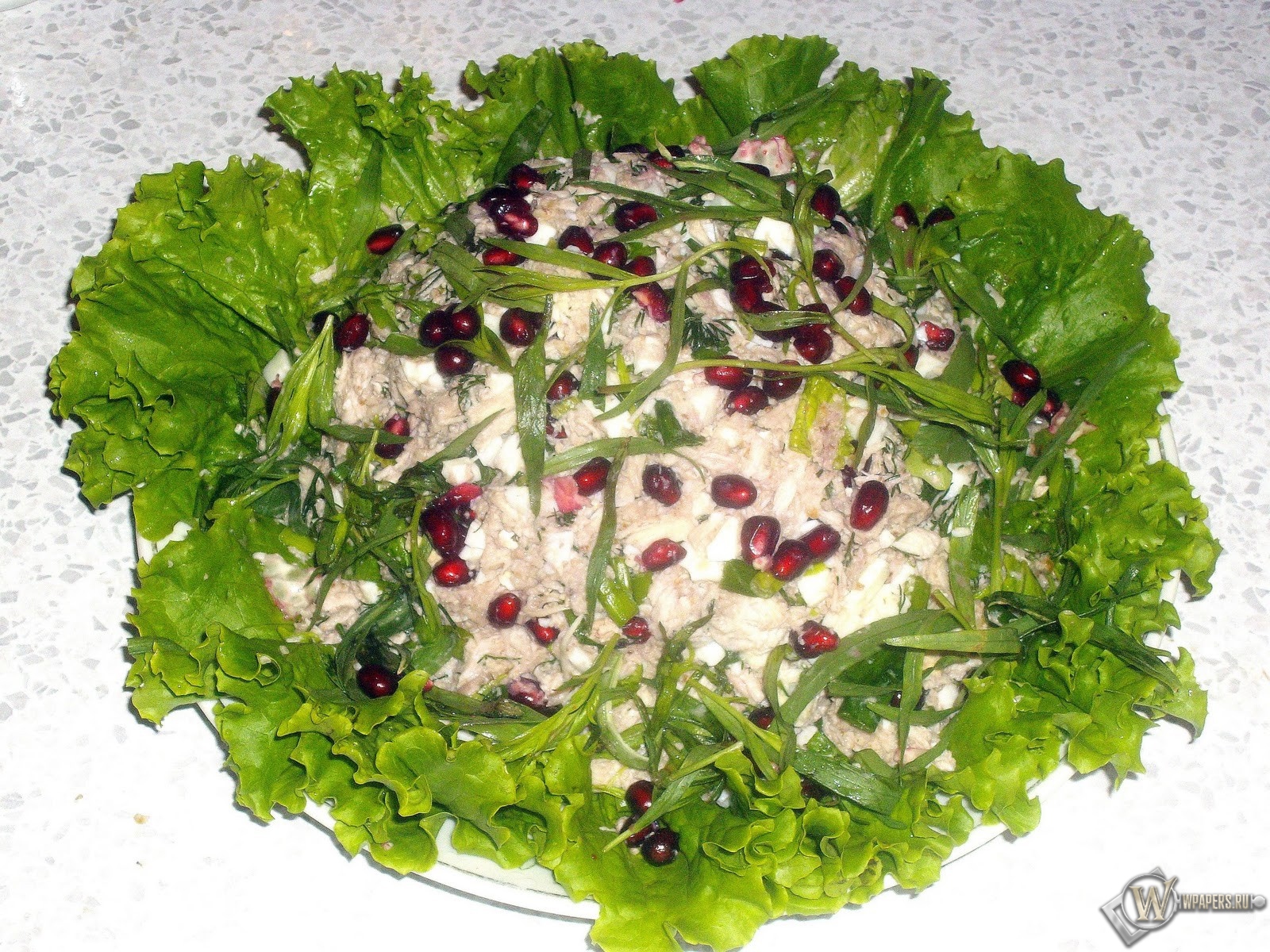 Грузинский салат с курицей 1600x1200