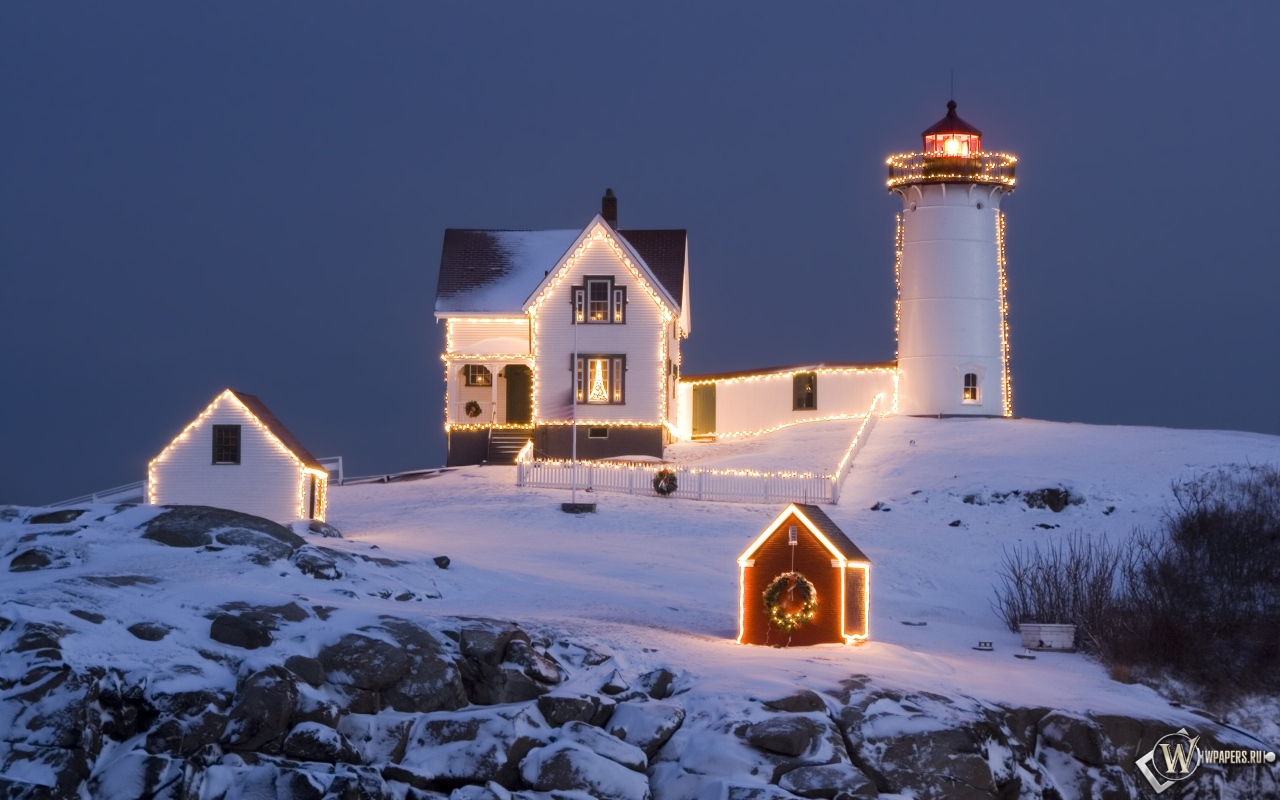 Christmas Lighthouse 1280x800