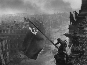 Обои Флаг над Рейхстагом: СССР, 9 мая, День Победы, Флаг, Победа, День победы