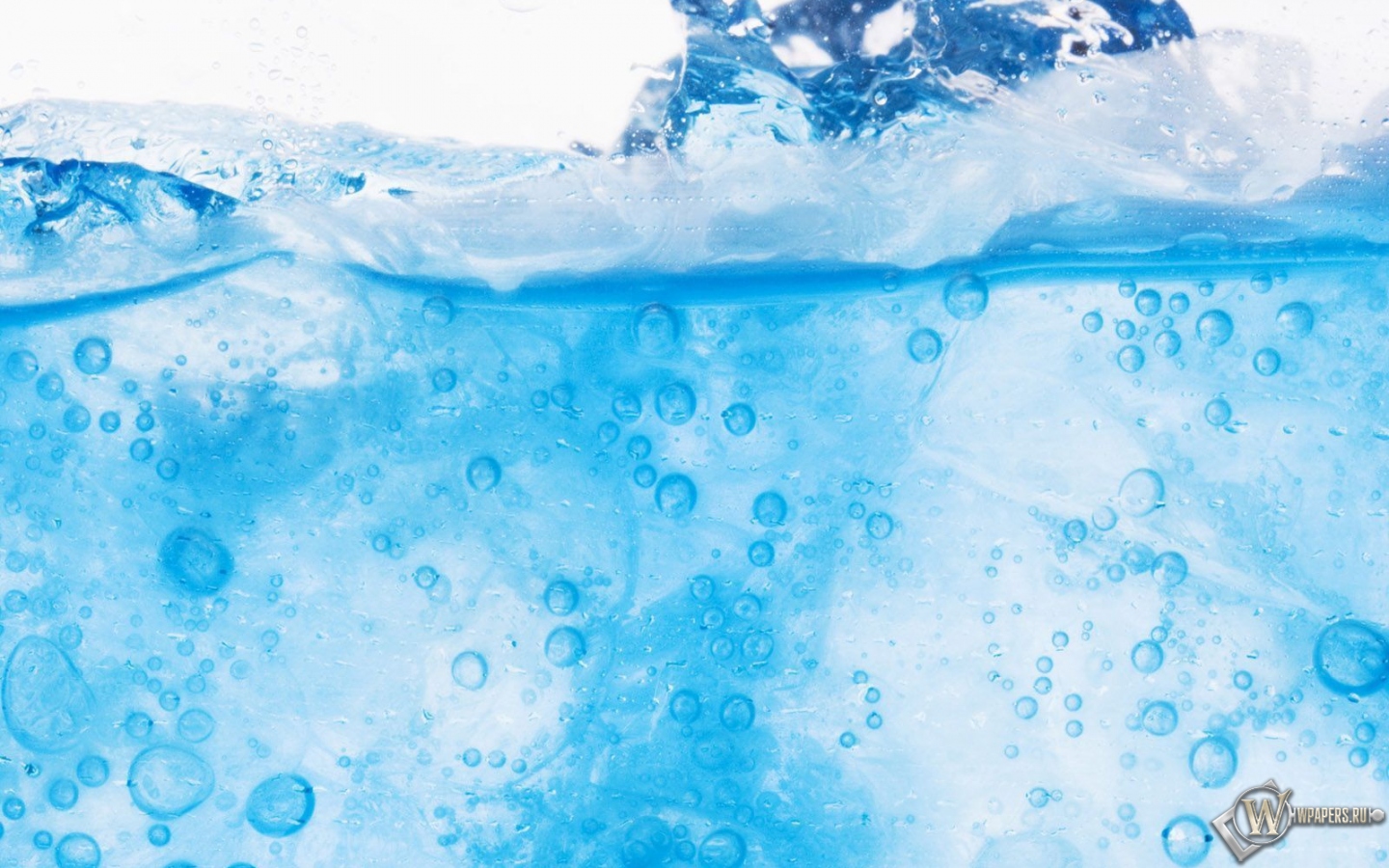 Вода со льдом 1440x900