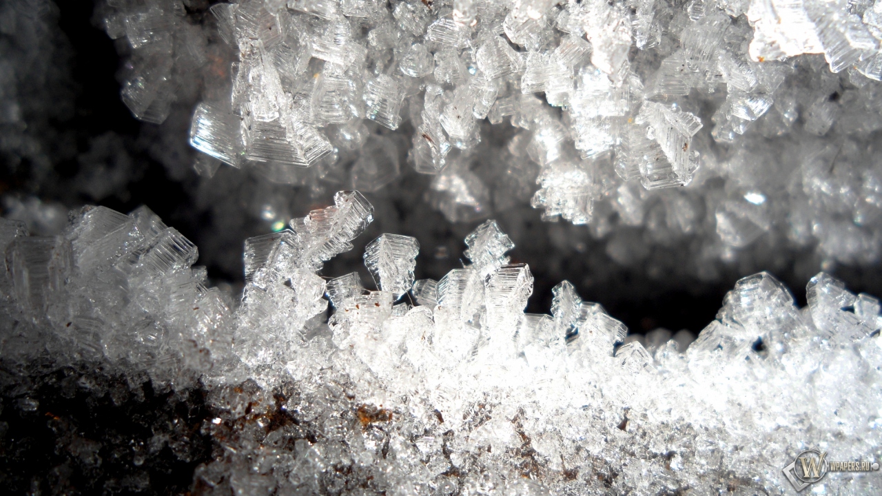 Ледяные кристаллы в подполье 1280x720