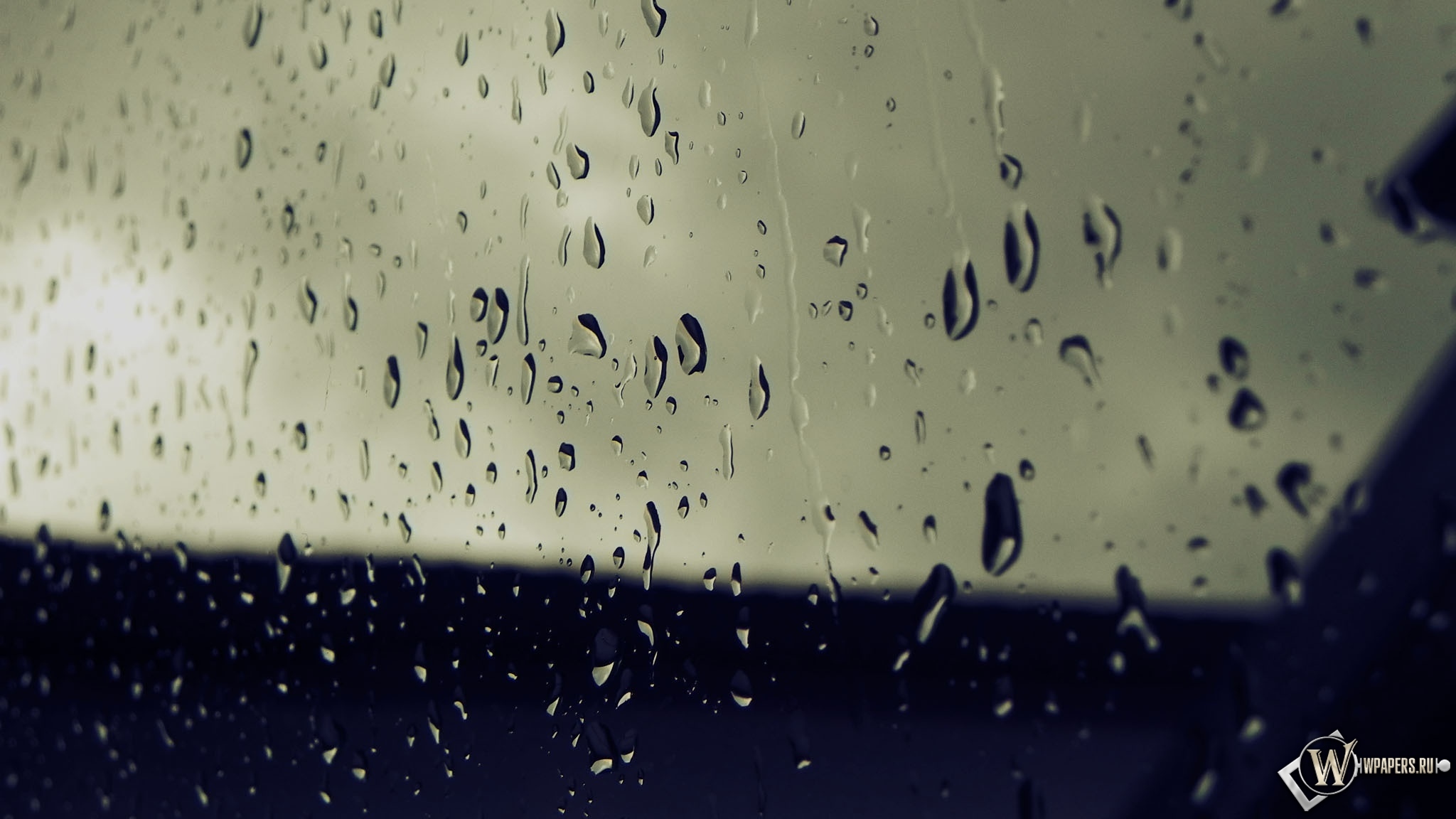 Приклеенное стекло дождь. Капли на стекле. Капли дождя. Дождь на стекле. Дождь картинки.