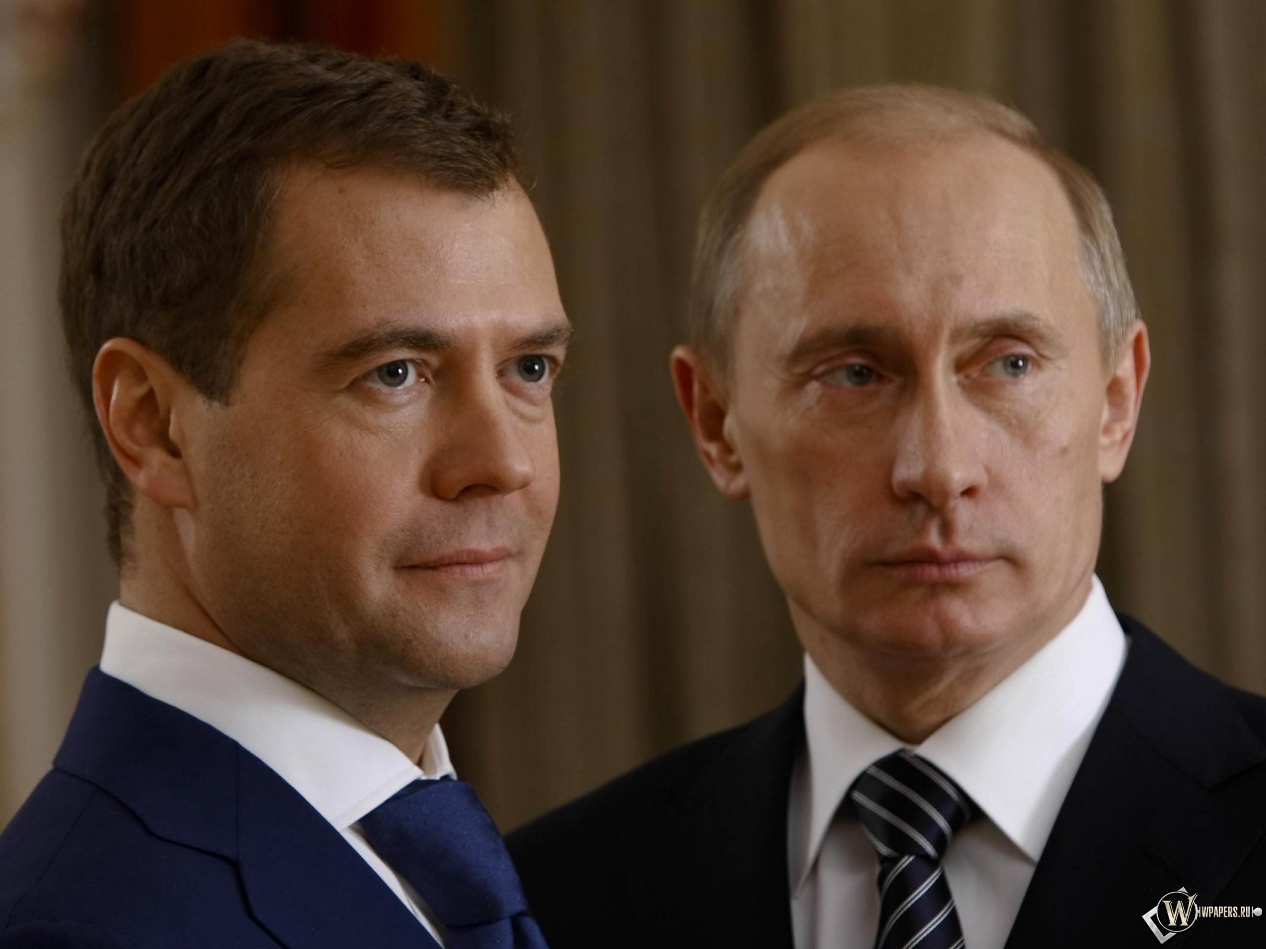 Путин с Медведевым 2560x1920