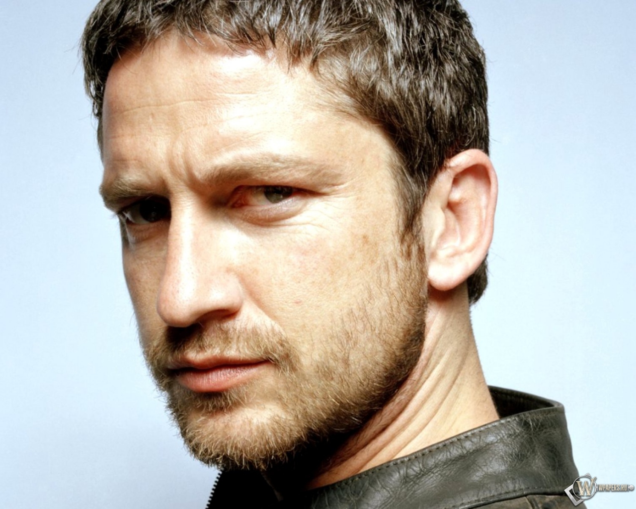 Gerard Butler 1280x1024