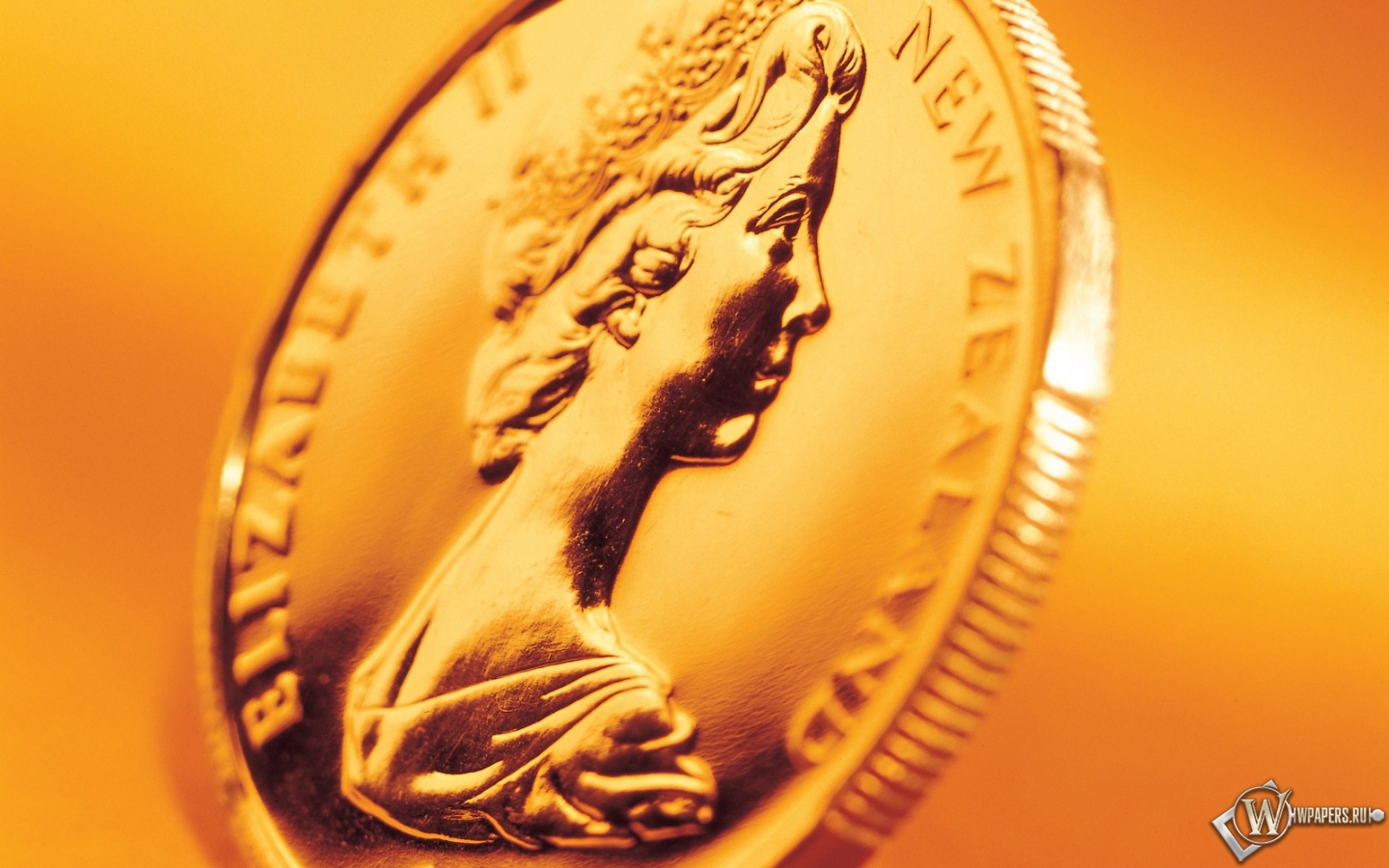 Золотая монета 1440x900