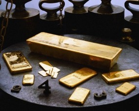 Обои Слитки золота: Золотые слитки, Золото, Слитки золота, Слитки, Деньги