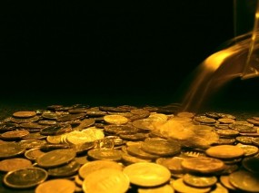 Обои Падающие деньги: Золото, Деньги, Чёрный фон, Монеты, Деньги
