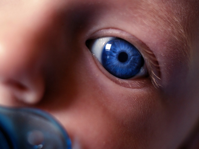 Глаз ребенка